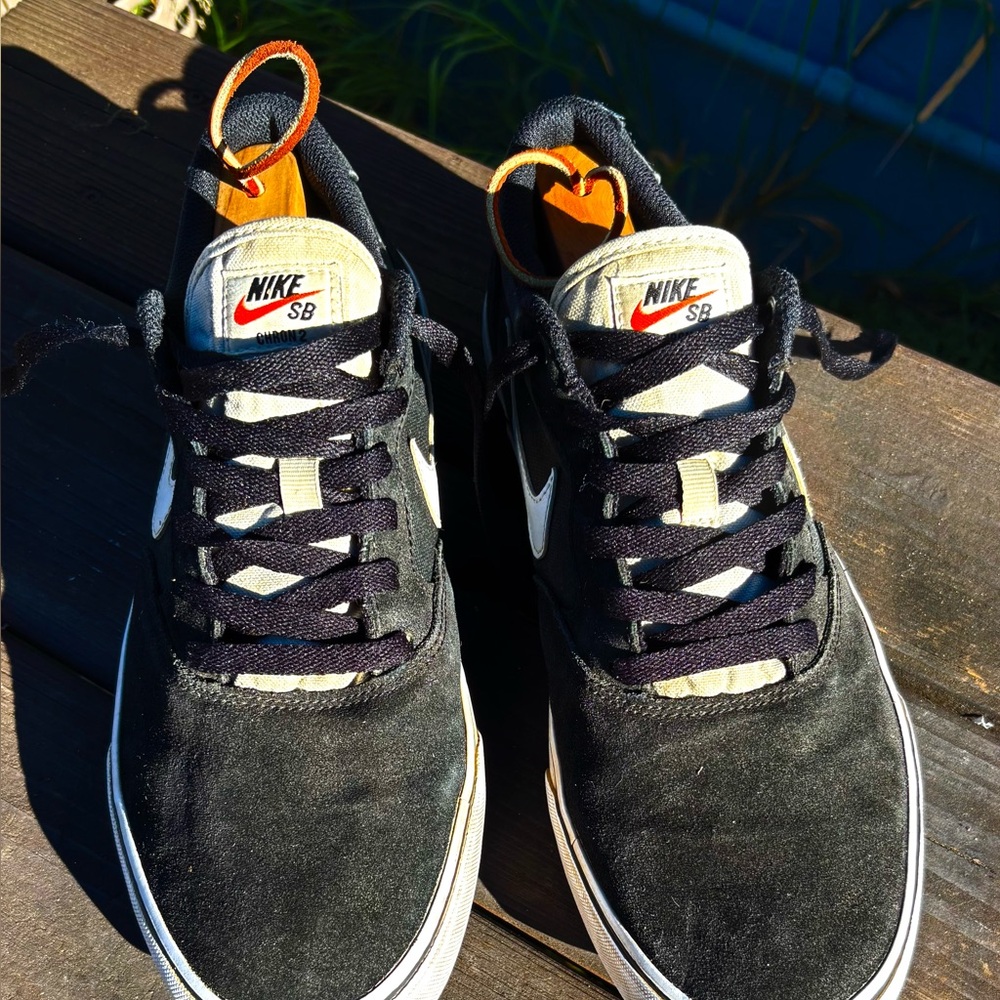 Nike SB Black and White Sneakers